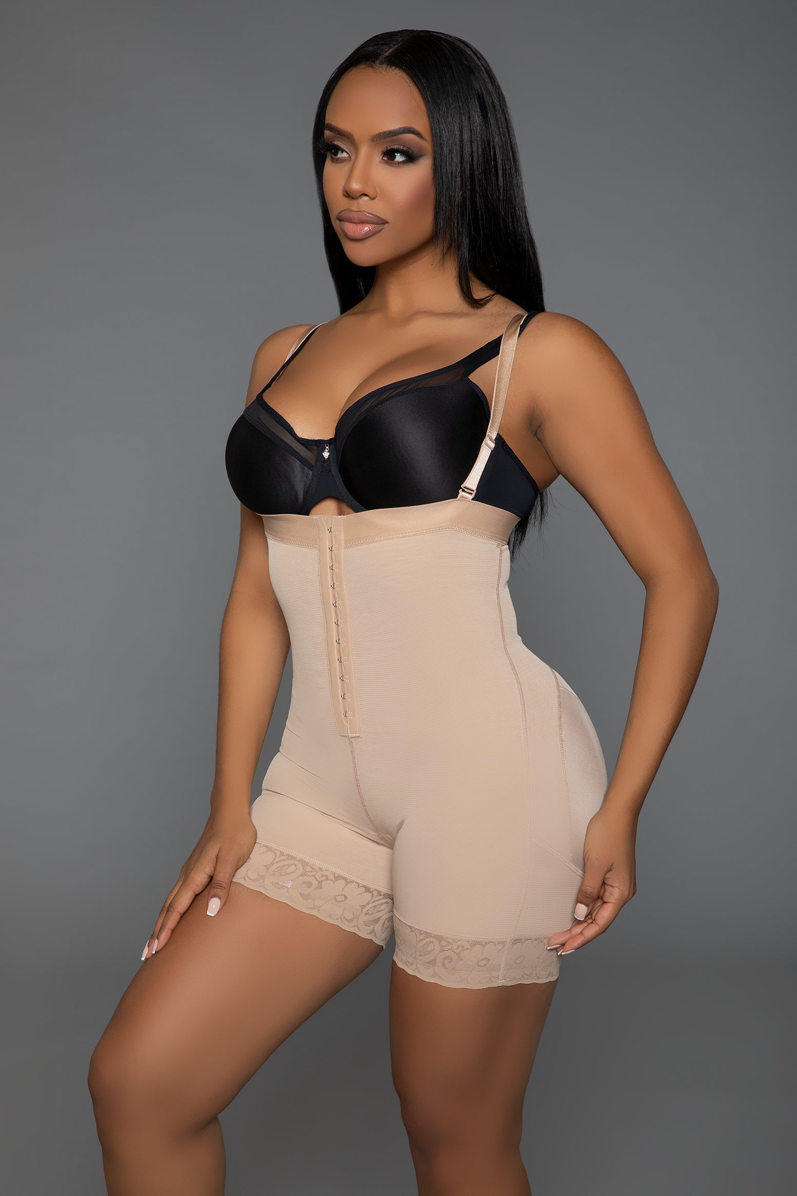 Curvellia 'Cinch Me In' Bodyshaper