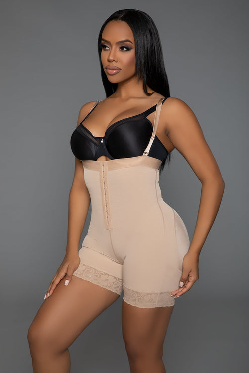 Curvellia 'Cinch Me In' Bodyshaper