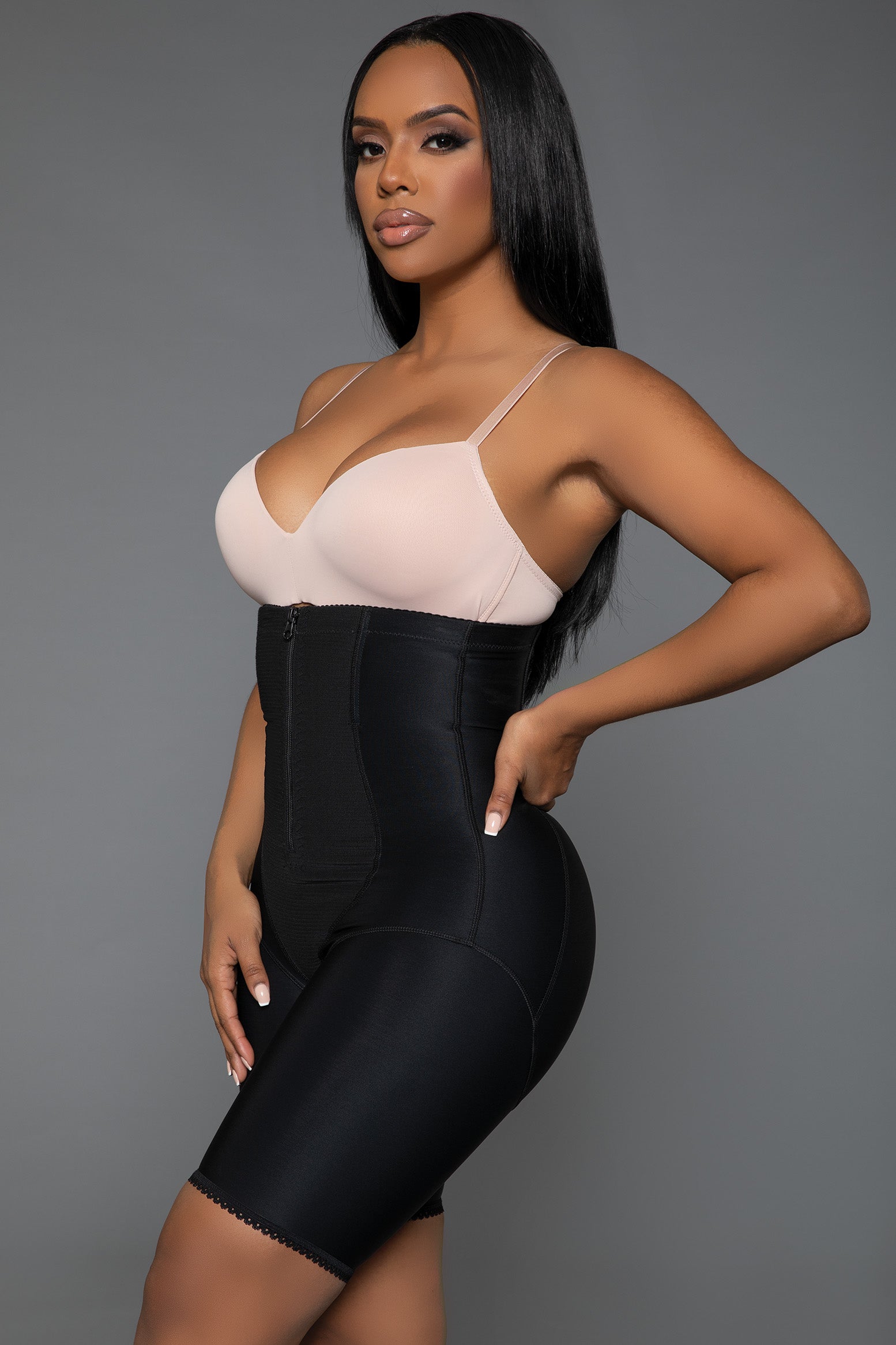 Curvellia 'Feeling My Curves' Bodyshaper