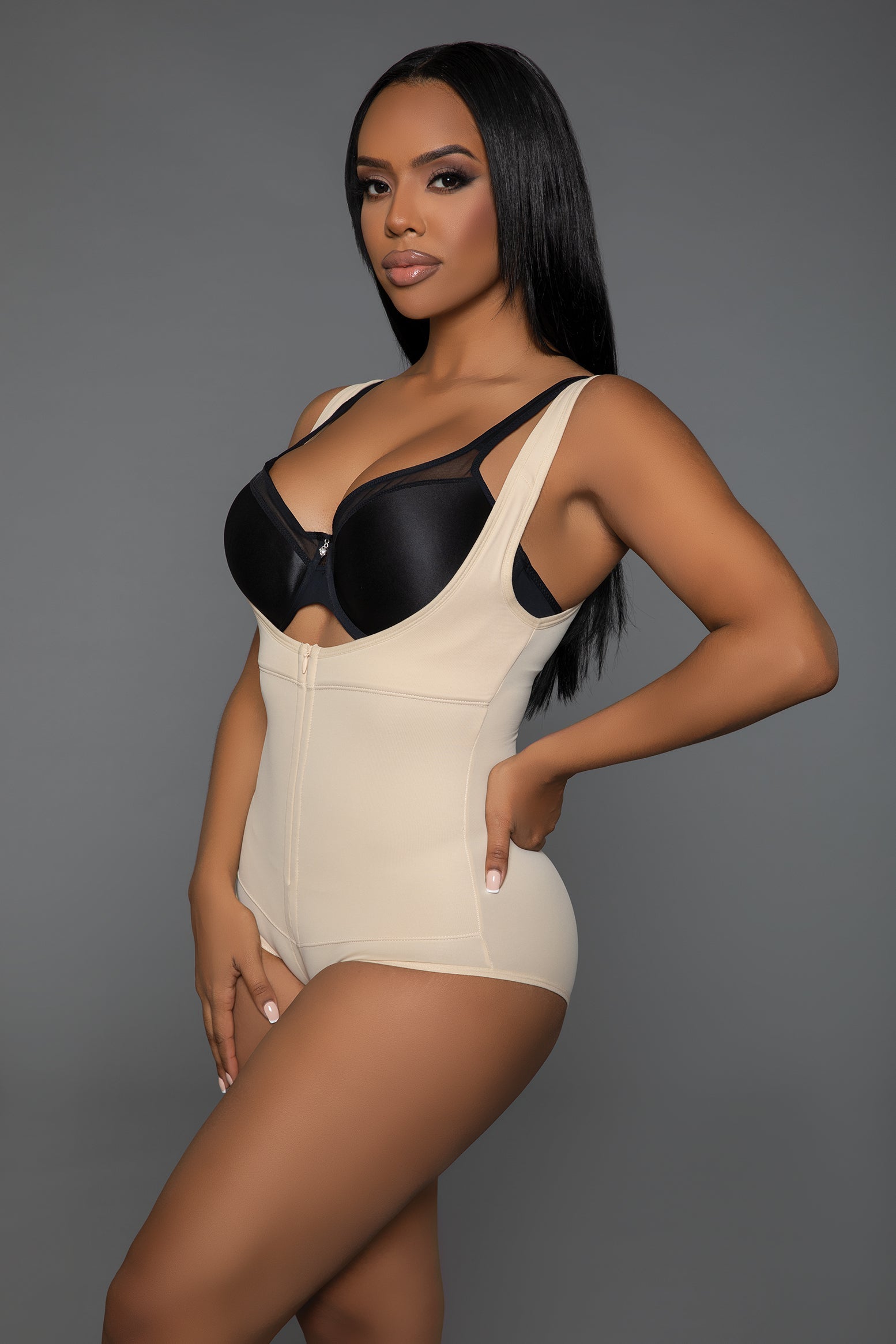 Curvellia 'Keep It Tight' Bodysuit Shaper